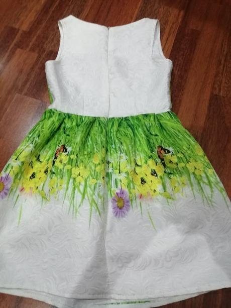 Šaty 122 s poštou, 122