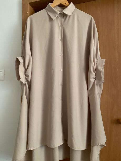 Extrémne široká blúzka 50/52, 52