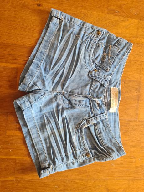 Riflové kraťasy, 26