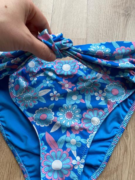 Spodný diel plaviek, vysoký sed, m