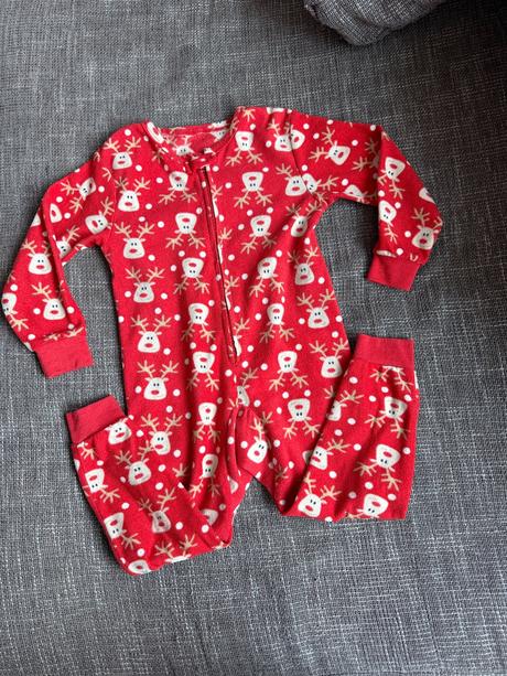 Flisove pyzamko na zips vianocne, 110