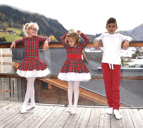 Krásne kárované šaty značky zuppa, pc 45 eur, 146