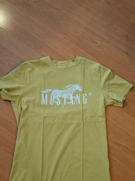 Tricko, mustang,s