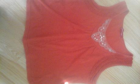 Oranzovy top s ozdobami, 36