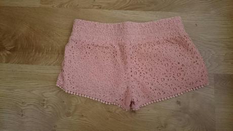 Šortky čipkované, xs