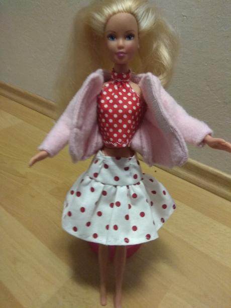 Šaty pre barbie, 