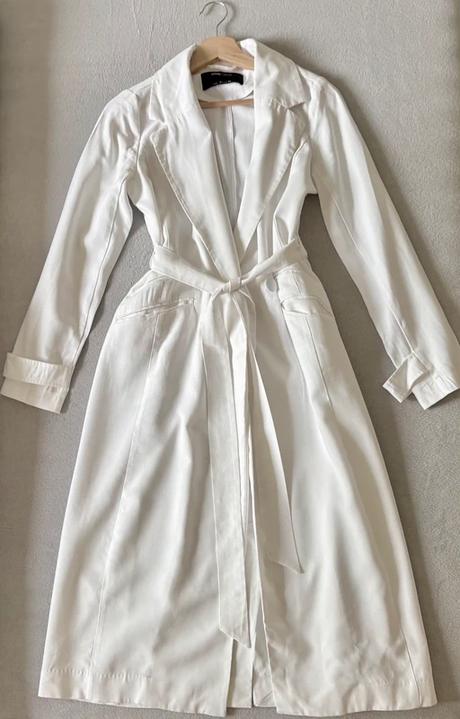 Biely trenchcoat, sinsay,s