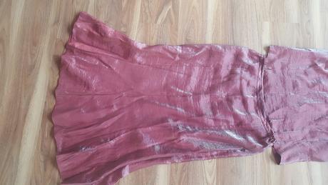 Spoločenské šaty, 46