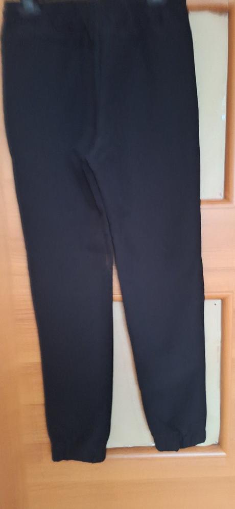 Športové ľahké nohavice, 164