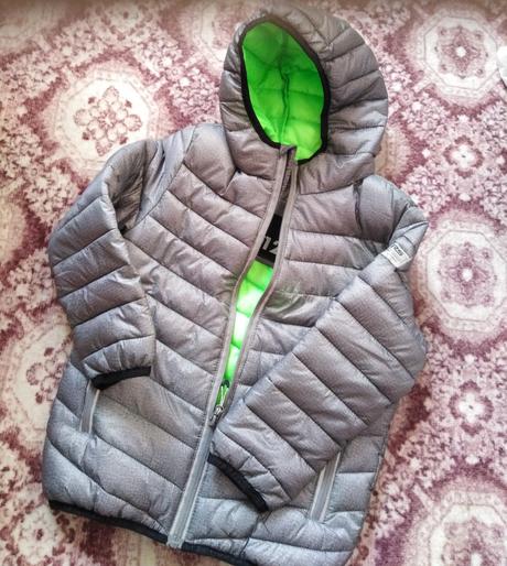 Prechodna vetrovka reserved, reserved,122