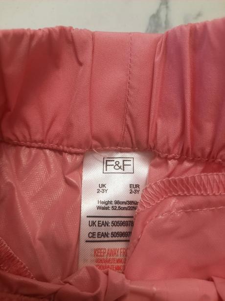Sustiakove nohavice, f&f,98