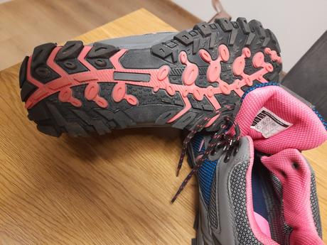 Topánky turisticke, 39