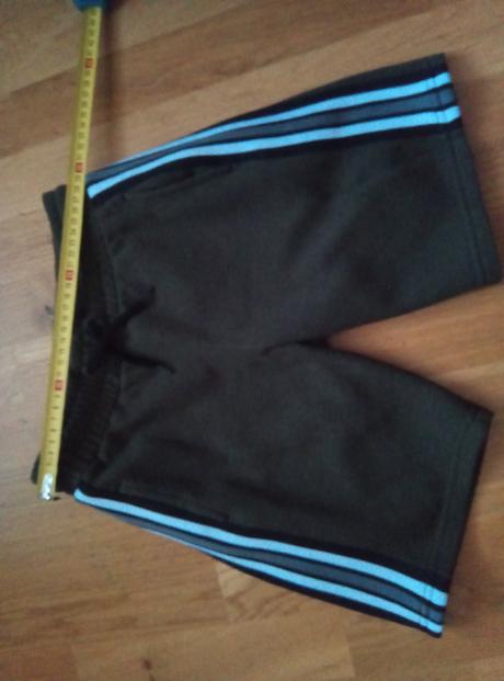 Kraťasy, primark,134