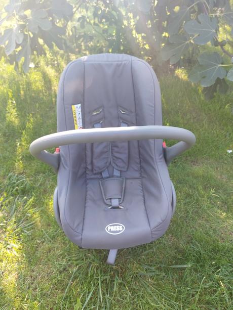 Kombinovaný kočík 3v1 + isofix báza do auta+darček, riko,riko basic