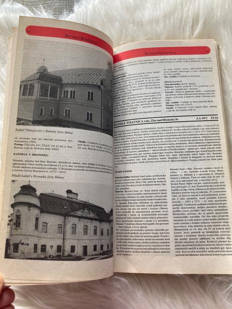 Hrady, zámky a kaštiele na slovensku (1990),