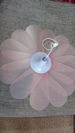 Lampa kvetinka do detskej izby,