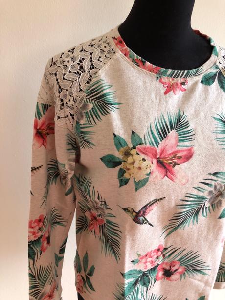 Mikina tenká, takko,36