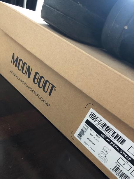 Moon boot, 33