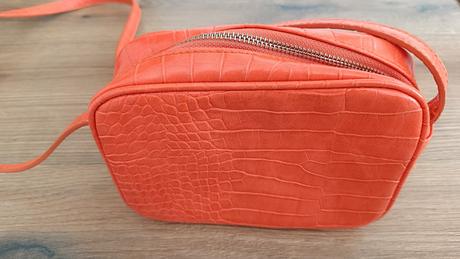 Kabelka, stradivarius