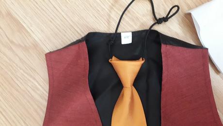 Spoločenský oblek, 92