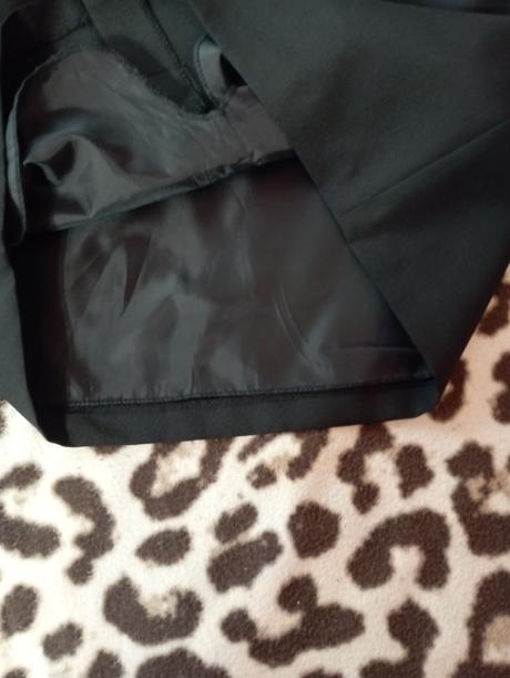 Čierny 3 dielny kostým, 42