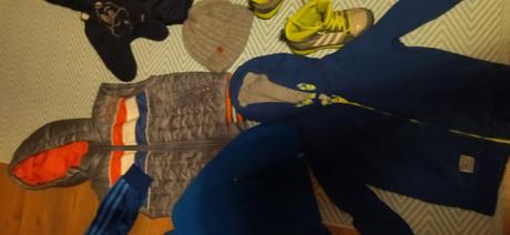 Balík chlapc veci do snehu 116, 104–116