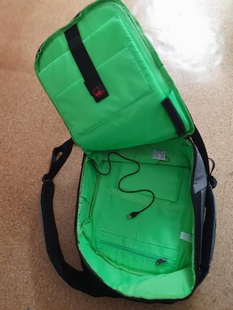 Kono unisex batoh s usb dobíjanímm, 