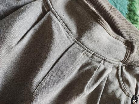 Nohavice na gumičku, m