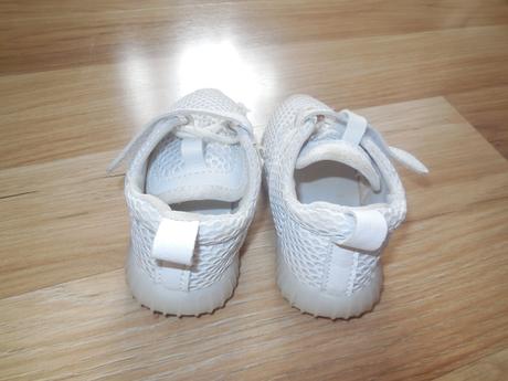 Biele botasky na suchý zips, 23