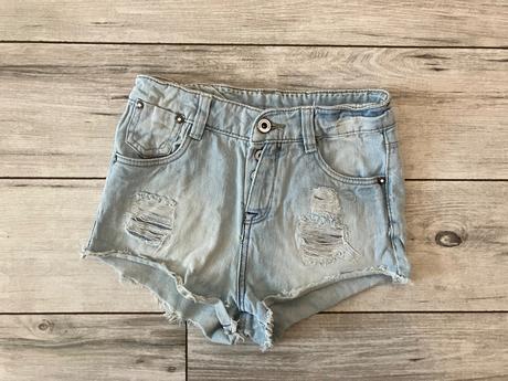Šortky, takko,140