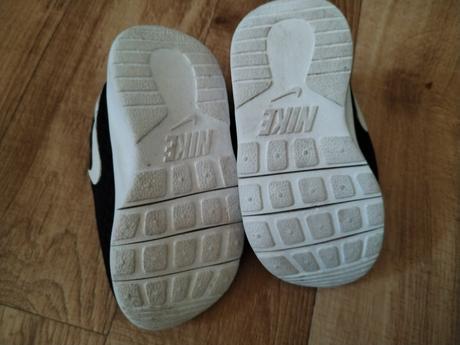 Tenisky, nike,21
