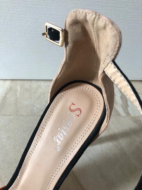 Topánky na opätku, 40