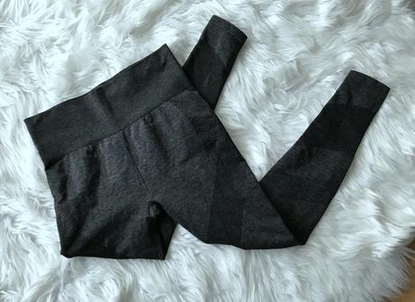 Dámske bezšvové legíny h&m, h&m,m