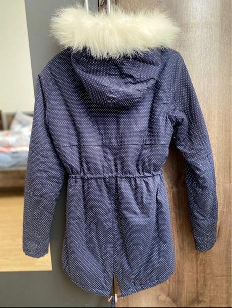 Puntíkovaná zimná parka, gate,s