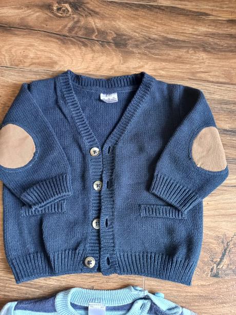 2x svetrik 62, f&f,62