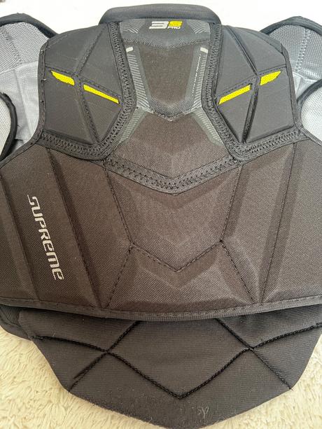 Hokejová vesta - ramená - ako nová, bauer,l