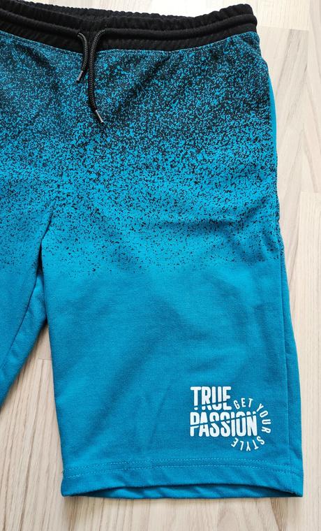 Krátke nohavice, chapter young,158