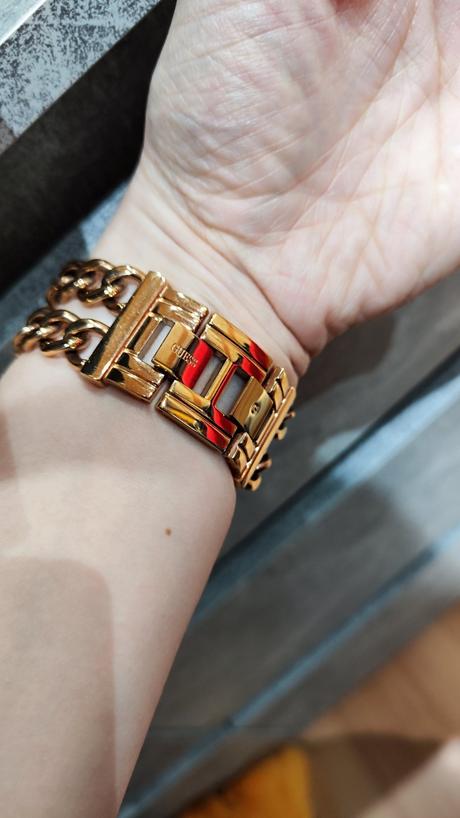 Guess hodinky medené, guess