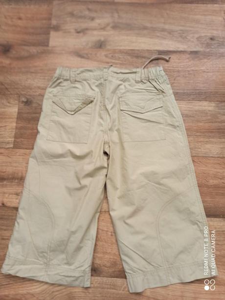 Kraťasy, review,146