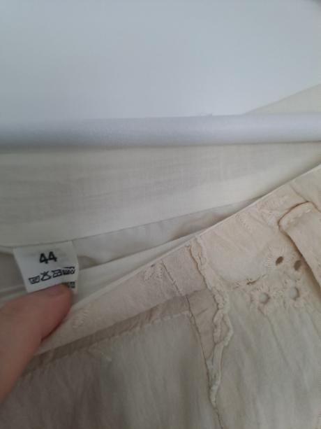 Ľahká letná sukňa, 44