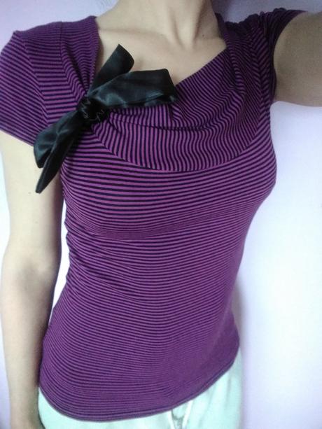 Zb krásne tričko s mašľou, s