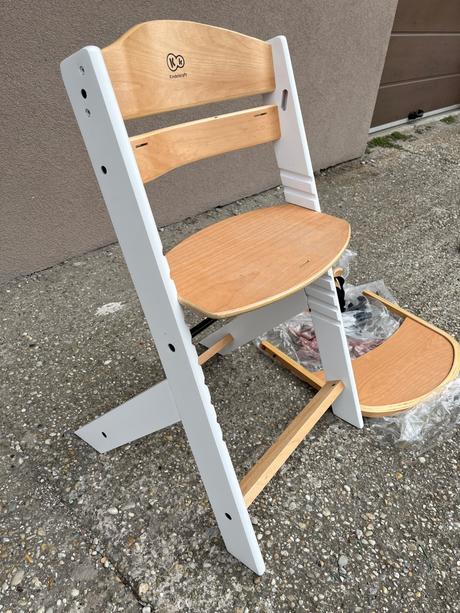 Rastúca stolička, kinderkraft