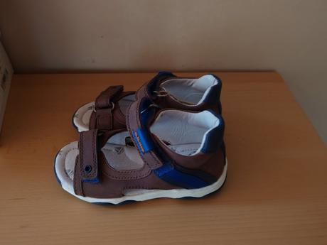 Sandalky dd step 27, d.d.step,27