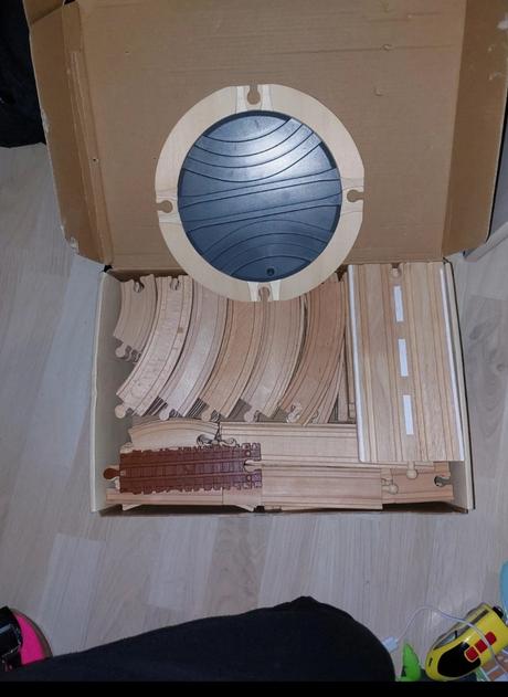 Drevené koľajnice a vlaky, 