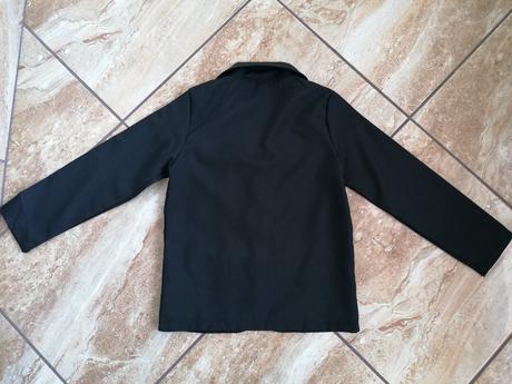 Chlapčenský oblek, 134