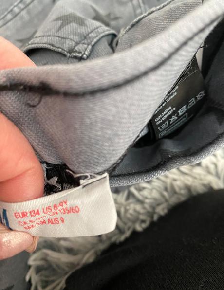 Divčenské riflové legíny, h&m,134