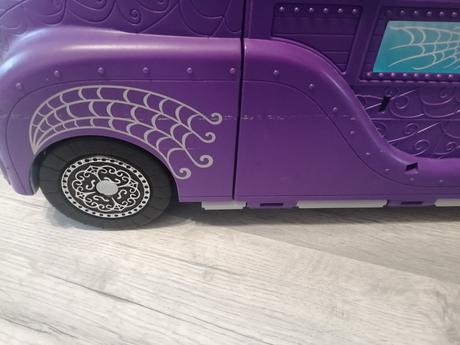 Monster high autobus,