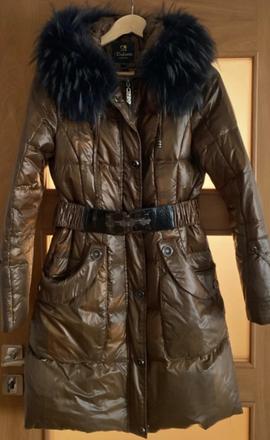 Bunda s pravou liskou, l