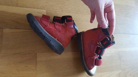 Pevné kožené topánočky na prvé kroky č.18, 18