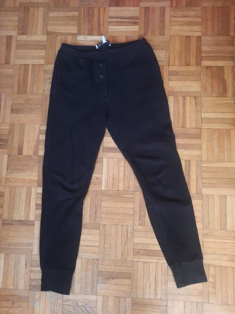 Dámske tepláky, 34